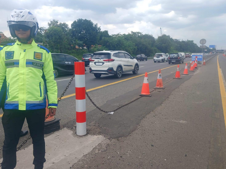 Under Police Discretion, JTT Extends Contra Flow from KM 65 to KM 47 Towards Jakarta on the Jakarta-Cikampek Toll Road