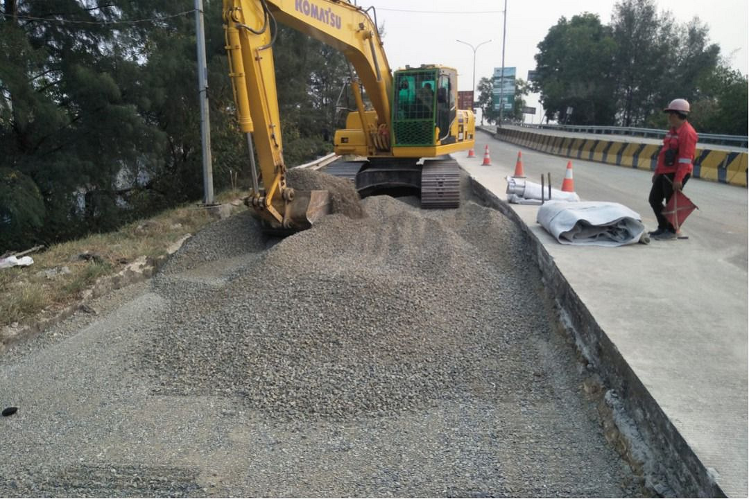 JTT Pastikan Kenyamanan Pengguna Jalan, Lanjutkan Pemeliharaan Jalan di Tol Jakarta–Cikampek