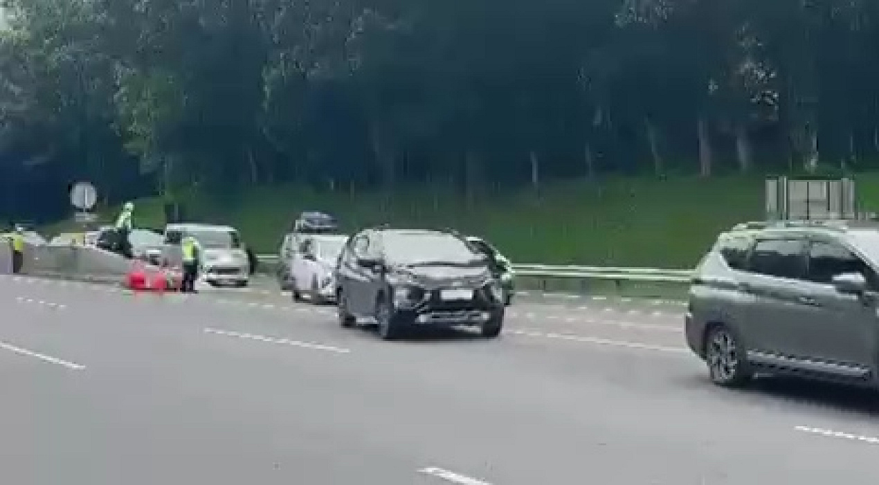 Dukung Kelancaran Arus Balik, One Way Lokal KM 425+800 Semarang ABC hingga GT Kalikangkung Dibuka