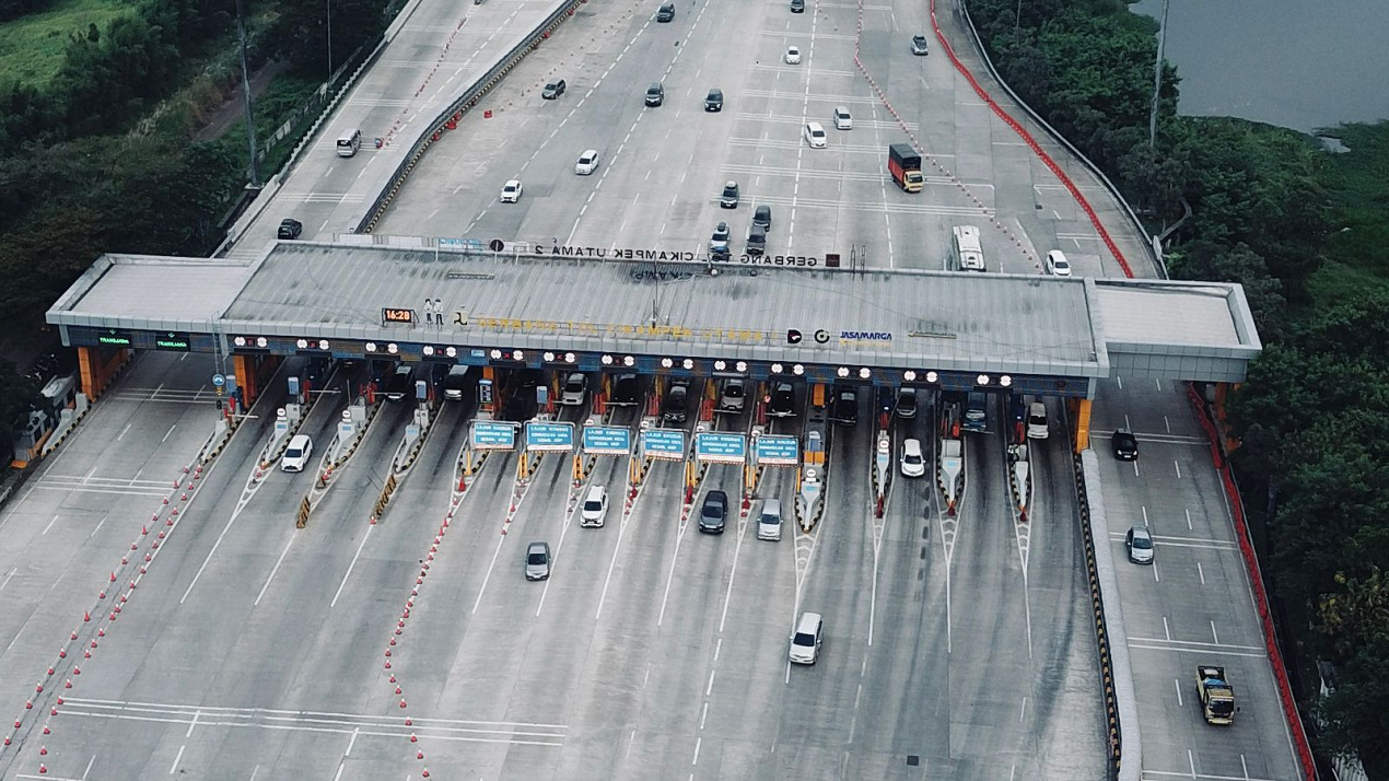 Lalu Lintas Berangsur Normal, Contraflow KM 70–47 Arah Jakarta Dihentikan, JTT Optimalkan Gardu di GT Cikampek Utama