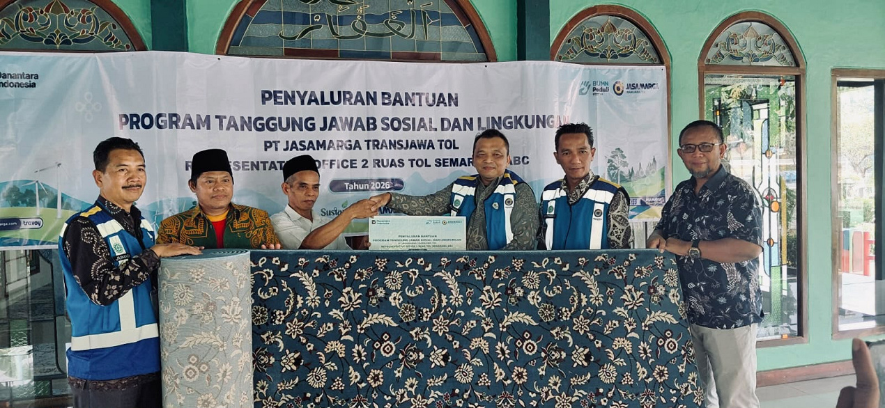 Wujud Kepedulian kepada Masyarakat, Jasamarga Transjawa Tol Salurkan Bantuan Sosial di Semarang