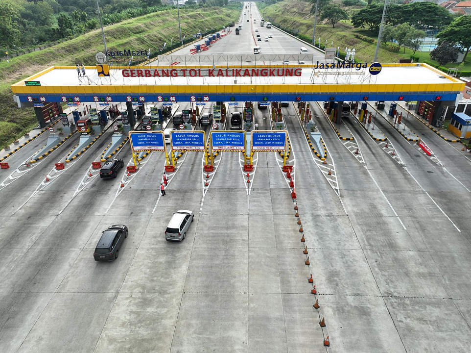 Periode Libur Nataru, PT Jasamarga Transjawa Tol Catat Peningkatan Kendaraan Menuju Lokawisata Wilayah Jawa Tengah 